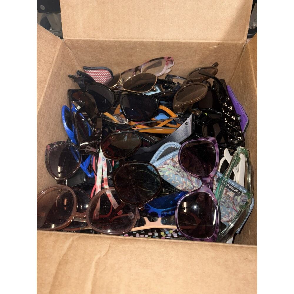 Sunglasses & Eyeglasses Mystery Box Mixed Brands Lot 7lb 13.89oz Bulk Resale